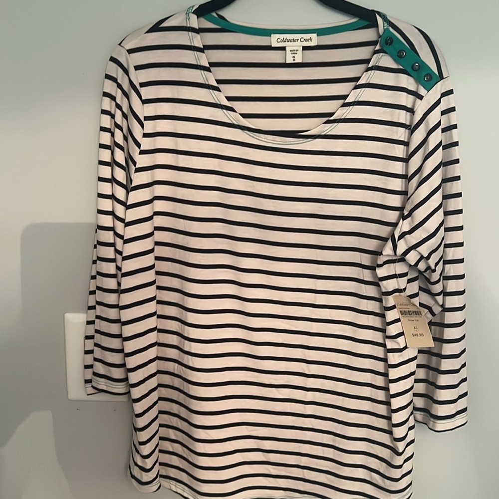 Cute top with black/ white stripes and green trim